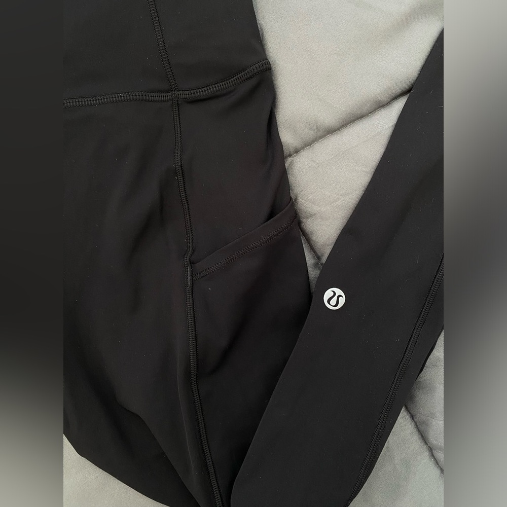 LIKE NEW Lululemon Fast & Free Leggings